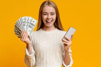 25 Side Hustles For Teens To Make Extra Money