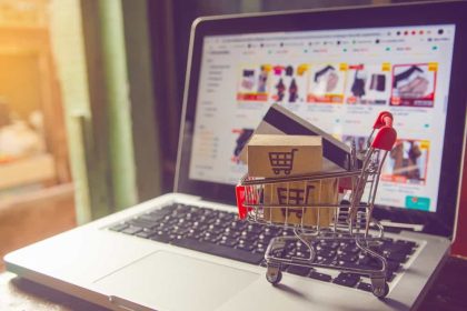 Shopify vs. Etsy Shopping online concept